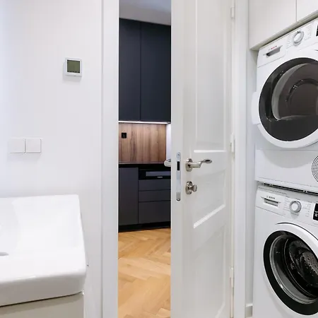 Korter Hestia Barons