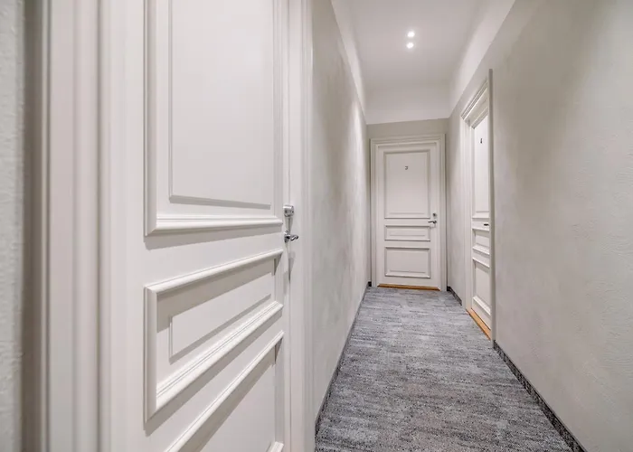 아파트 Hestia Barons *